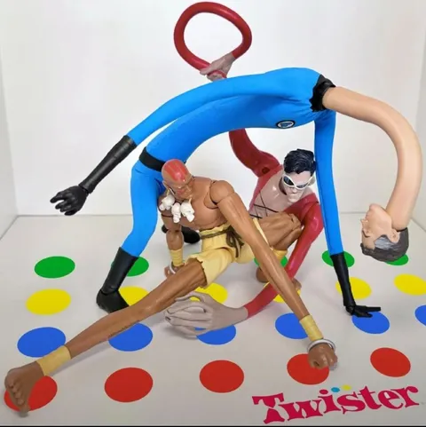 Superhero Twister Chaos