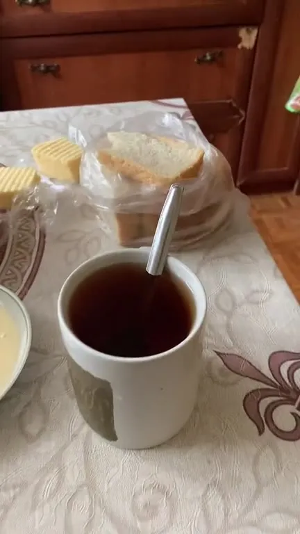 Уютное чаепитие на столе
