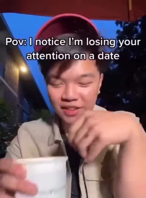 Losing Attention on a Date