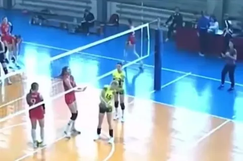 Волейбольная драма под Outro