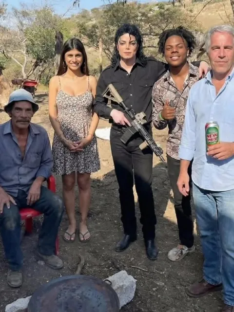 Michael Jackson With a Rifle