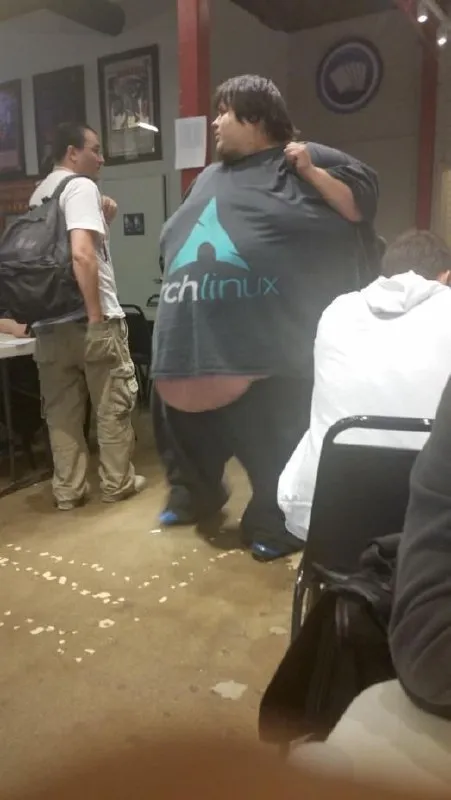 Arch Linux Shirt Reveal