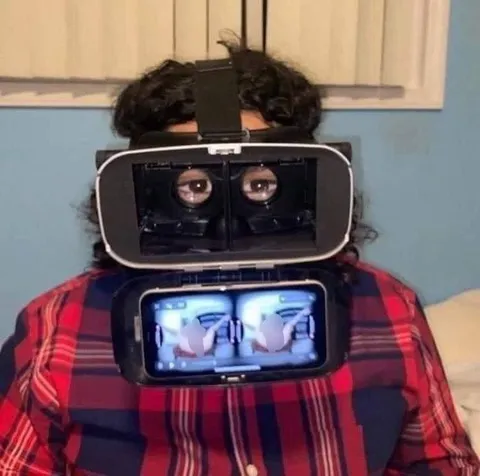Человек слишком глубоко погрузился в VR