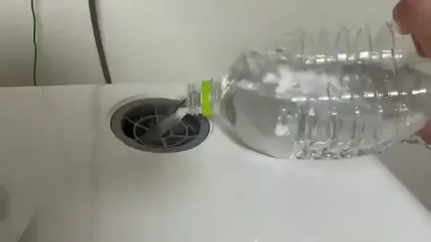 Бутылка вместо воронки
