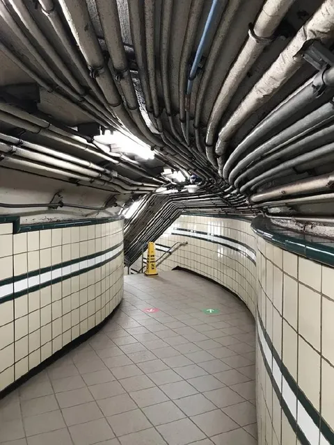 Тоннель из труб