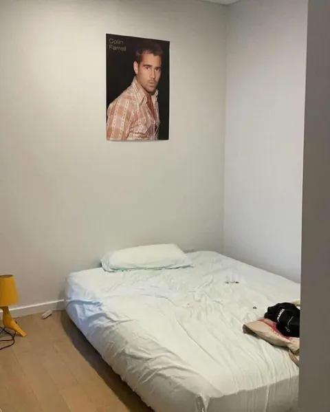 Colin Farrell Bedroom