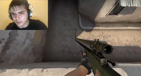 Стример снайперит в CS:GO
