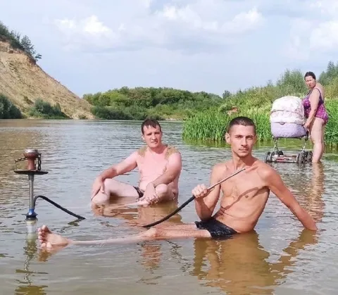 Шашлык, кальян и речной отдых