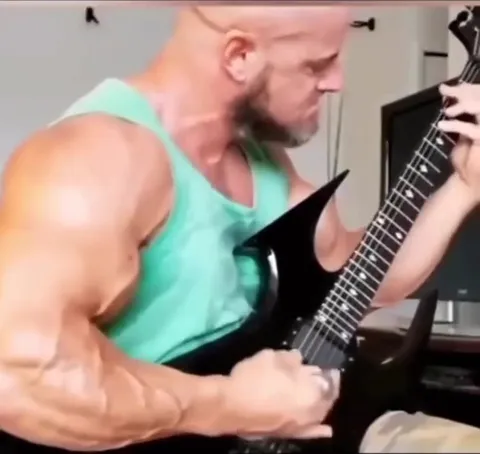 Брутальный гитарный рифф