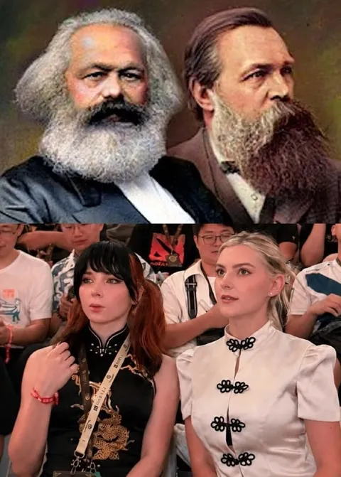 Маркс и Энгельс на мероприятии