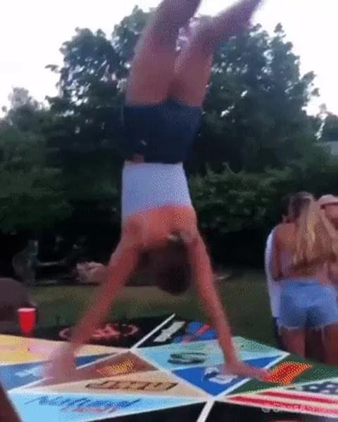 Неудачное сальто на вечеринке