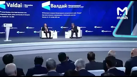 Путин и титры Роберта Вайде