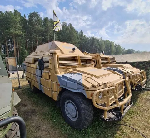 Домашка на броневике