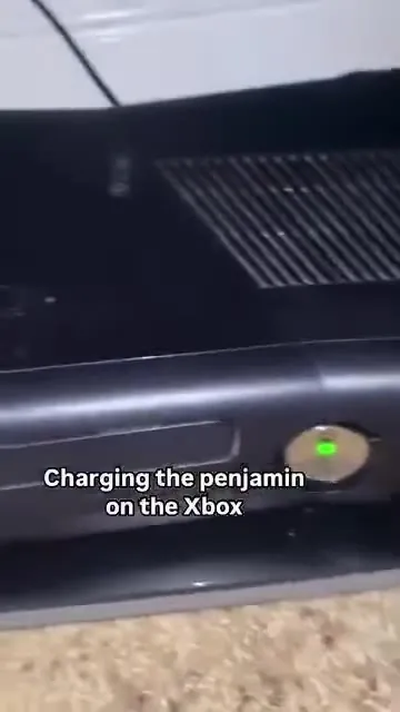 Charging the Penjamin on Xbox