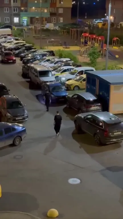Разборка на парковке