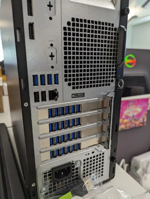 Сервер с бесконечными USB