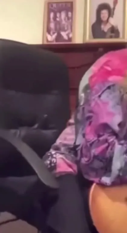 Guitar Solo Goes Horribly Wrong