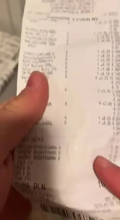 Paragon z Biedronki jako koszulka