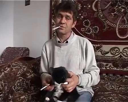 Кіт, який любить палити