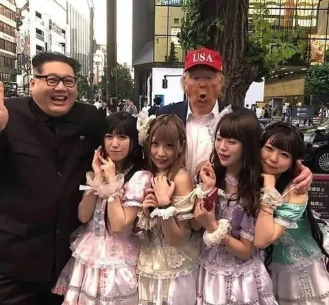 Trump and Kim Pose with Idols