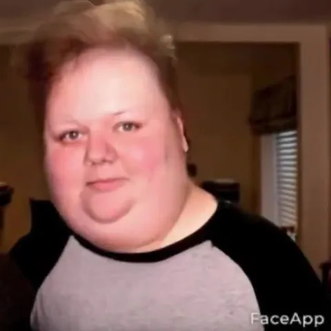 Пугающее превращение в FaceApp