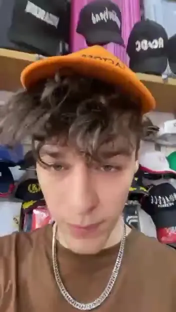 Lactose Crocodile Cap