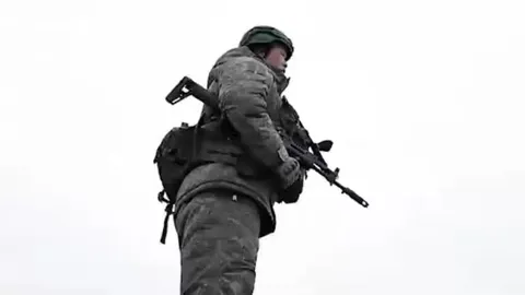 Русские солдаты под огнём