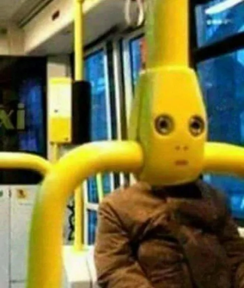 Банан в метро