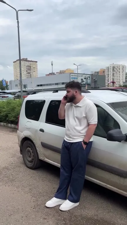 Друг пришёл и исчез