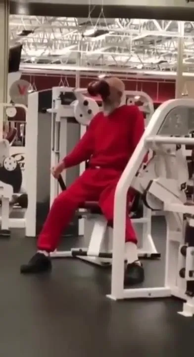 Gym Fails Set to RAVE