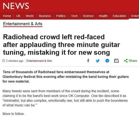 Radiohead Fans Applaud Guitar Tuning