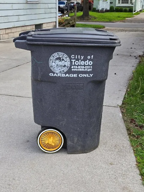 Luxury Garbage Bin Wheel