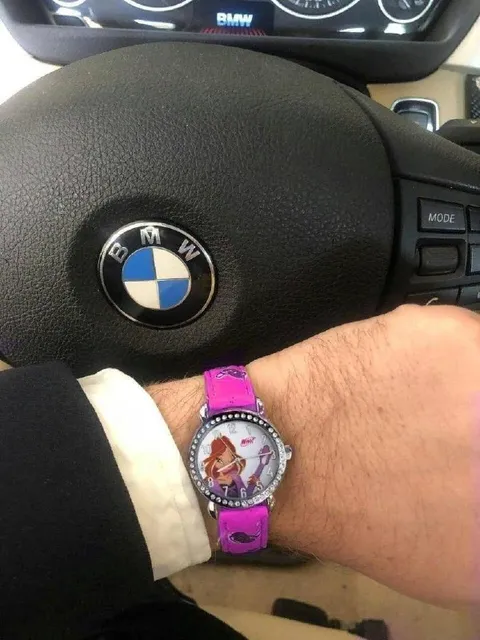 Брутальный BMW и детские часы