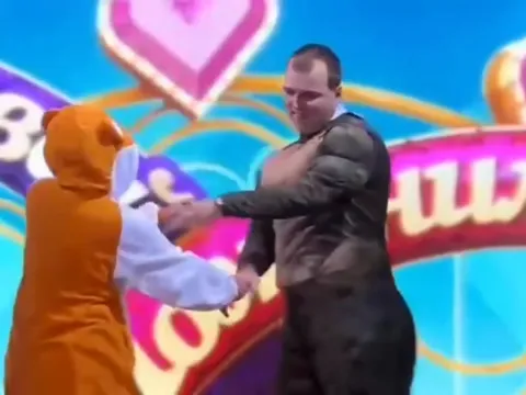 Медляк и неожиданный взгляд