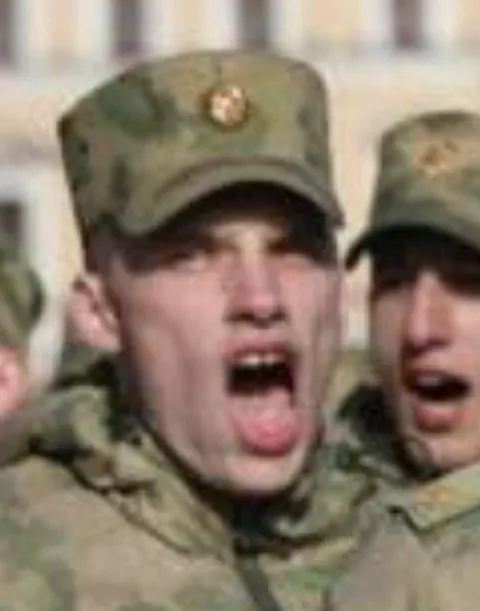 Кричащие солдаты