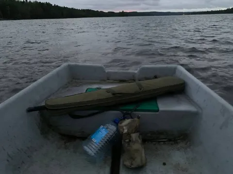 Таинственный инцидент в лодке