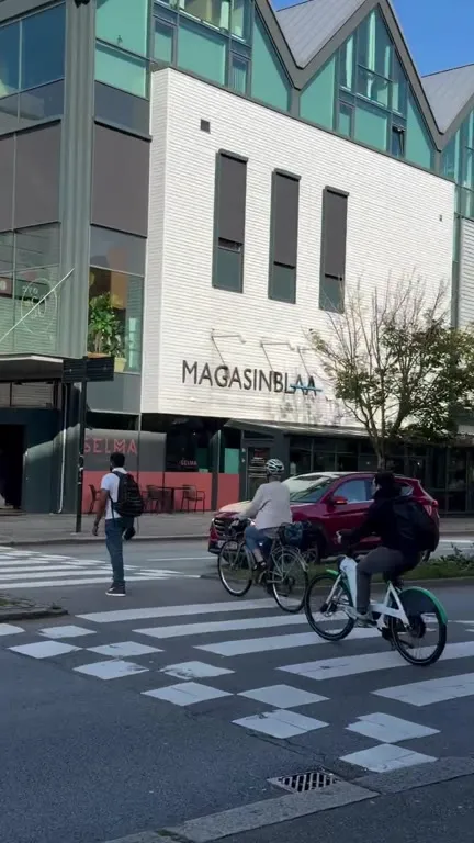 Что за магазин, бля?