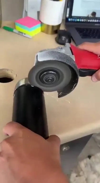 Office Worker Makes Tool-Powered Pizza