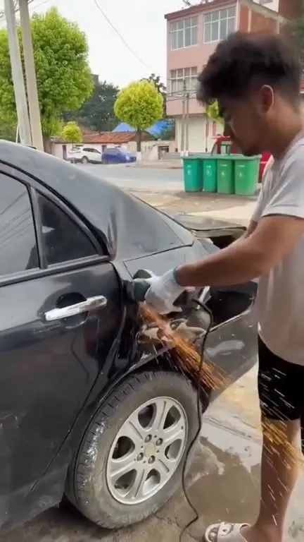 Почему админ не покупает б/у авто