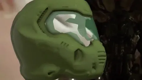 Кот в броне Doom Slayer
