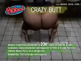 Crazy Butt в общественном туалете