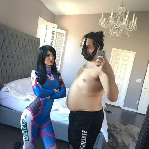 D.Va and Masked Mirror Selfie