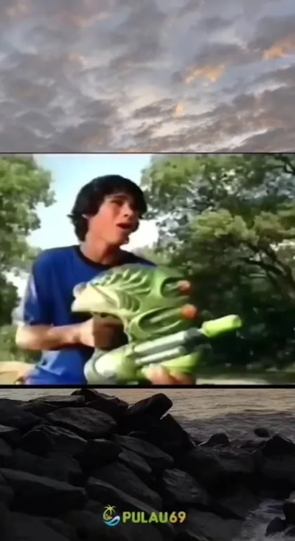 Oozinator Water Gun Chaos