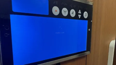 Синий экран телевизора
