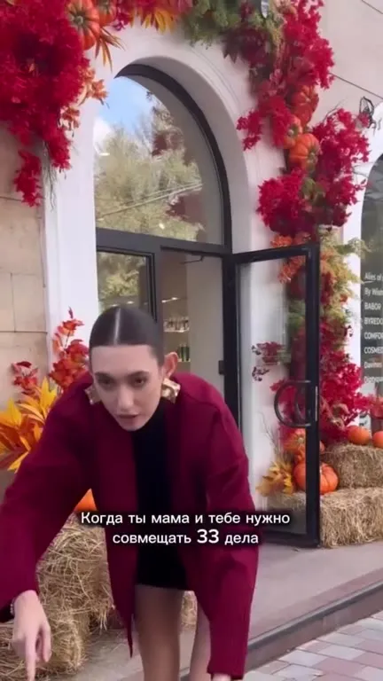 Мама совмещает 33 дела
