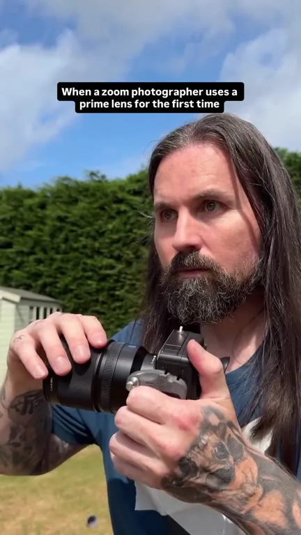 When a Zoom Photographer Discovers Prime Lenses