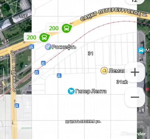 Автобусы едут по карте