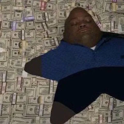 Лежу на деньгах