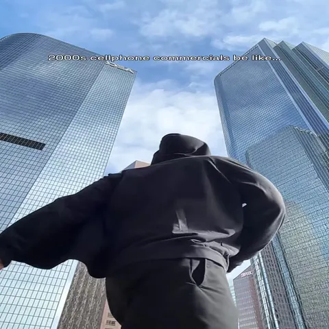2000s Cellphone Commercials Be Like