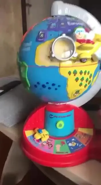 Singing Globe Toy